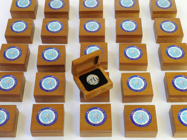 25 x Luxury School Badge wooden box in Mahogany colour with Crest or Logo