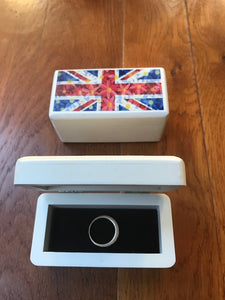 Ring or cufflinks box with Union Jack Daisies design